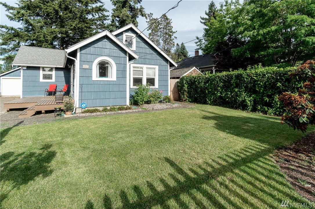 Property Photo: 1134 N Callow Avenue WA 98312