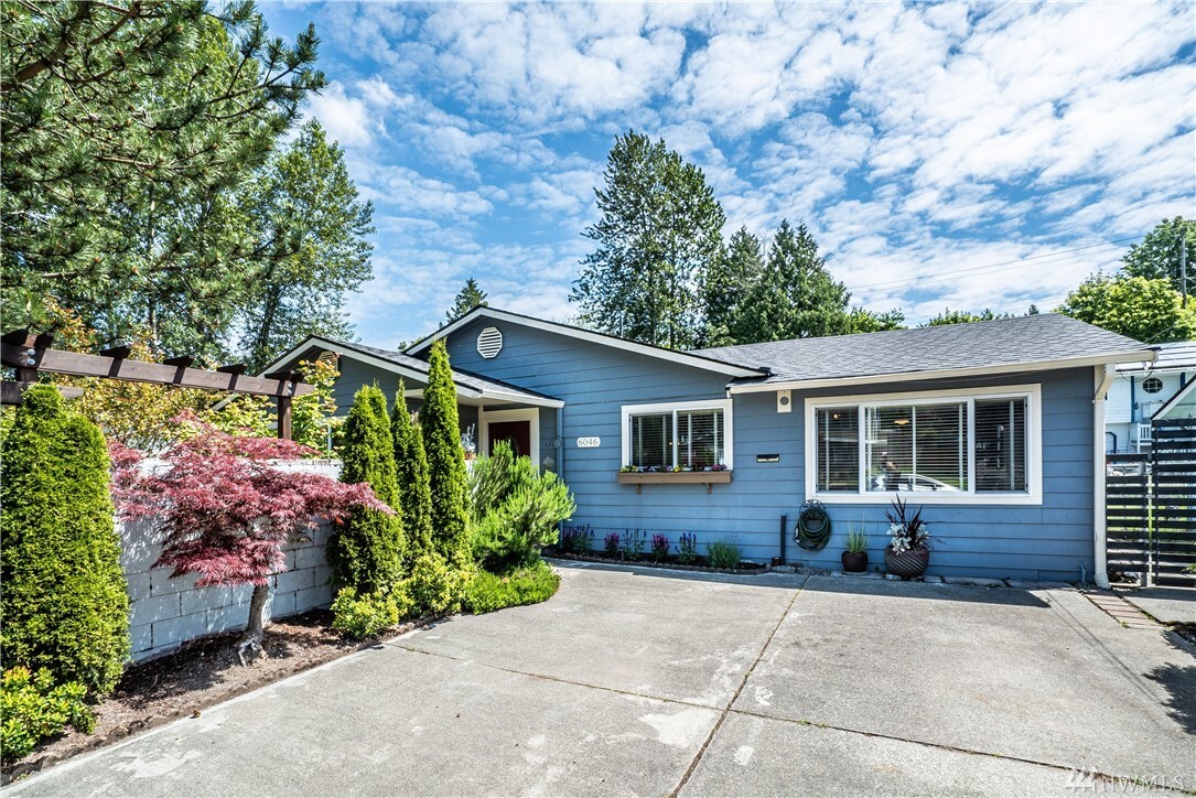 Property Photo: 6046 17th Ave SW WA 98106