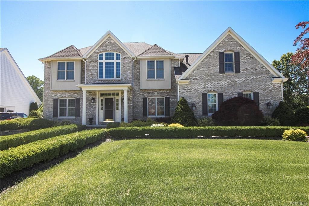 Property Photo:  17 Krantz Lane  NY 14068 