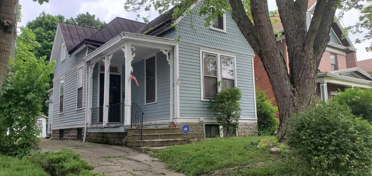 Property Photo:  4231 Ivanhoe Ave  OH 45212 