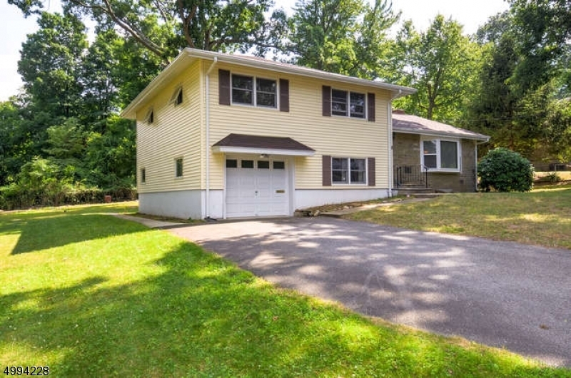 Property Photo:  8 Miller Rd  NJ 07470 