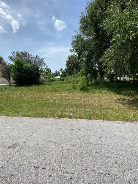 Property Photo:  2273 Bannister Street  FL 32738 