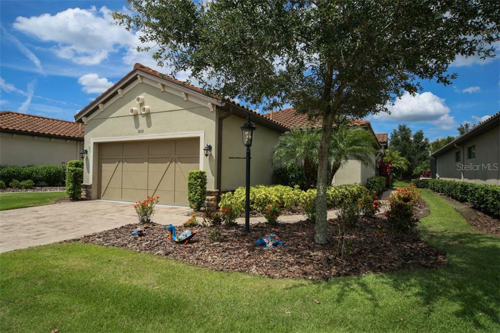 Property Photo:  5015 Serata Drive  FL 34211 