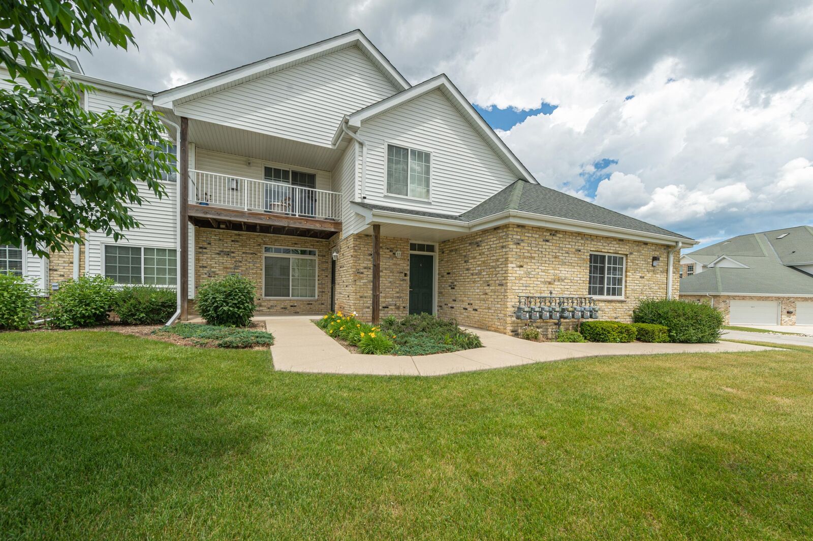 Property Photo:  4238 Taylor Harbor - 6  WI 53403 