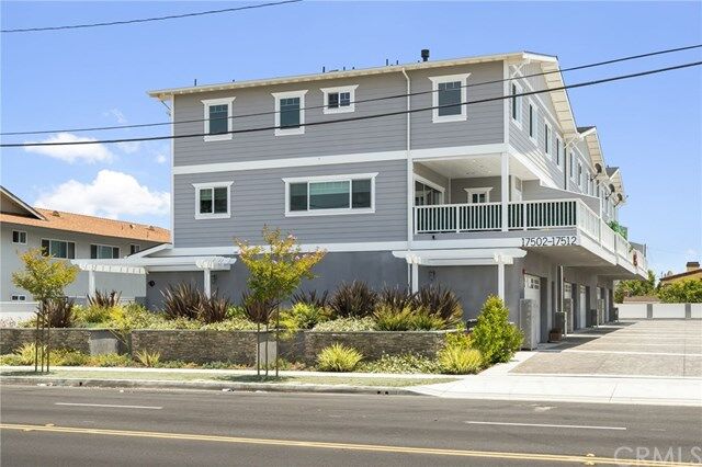 Property Photo: 17502 Van Ness Avenue 1 CA 90504