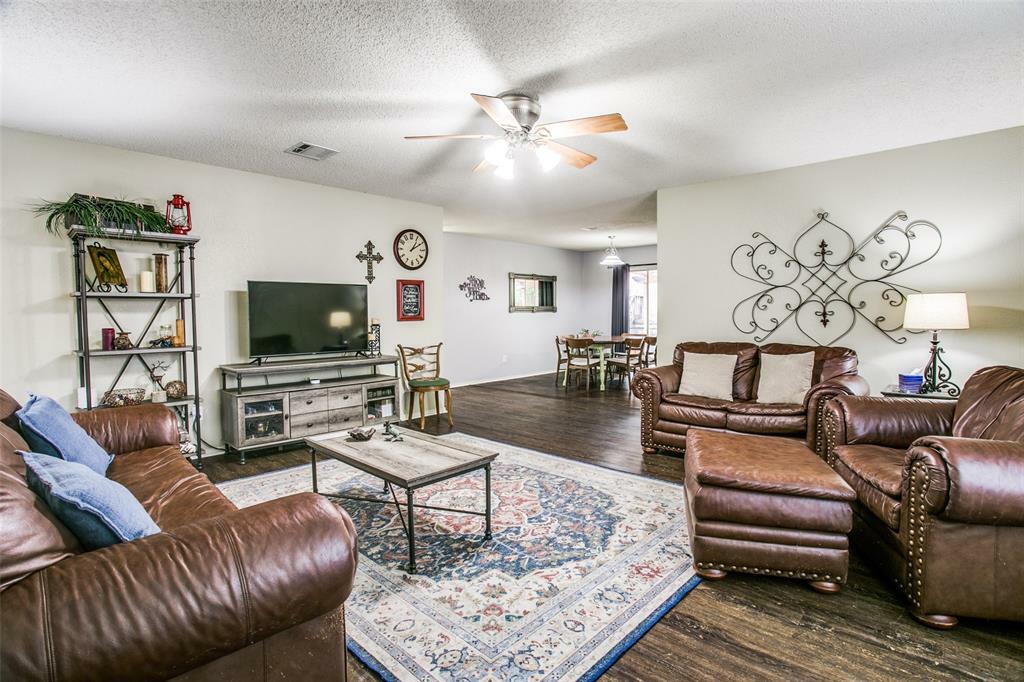 Property Photo:  10116 High Eagle Trail  TX 76108 