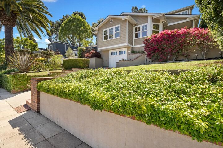 112 Beverly Drive  San Carlos CA 94070 photo