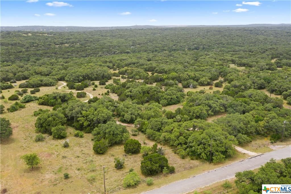 Property Photo: 1555 Steeplebrook Drive TX 78666