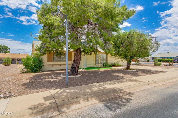 Property Photo:  11221 N 111th Avenue  AZ 85351 