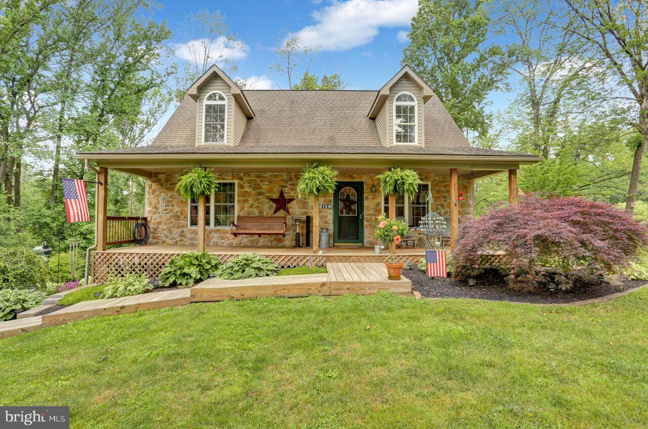 Property Photo:  44 Fox Road  PA 19539 