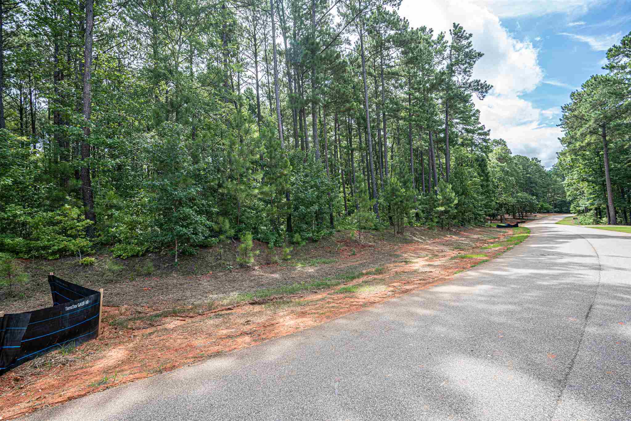 Property Photo: 1021 Salem Church Way GA 30642