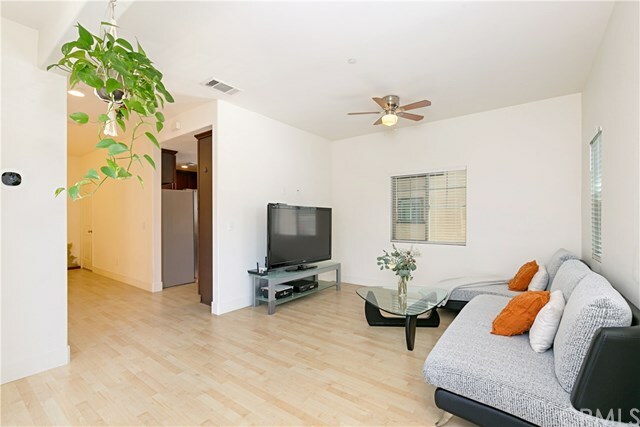 Property Photo:  306 S Monte Vista Street A  CA 90631 