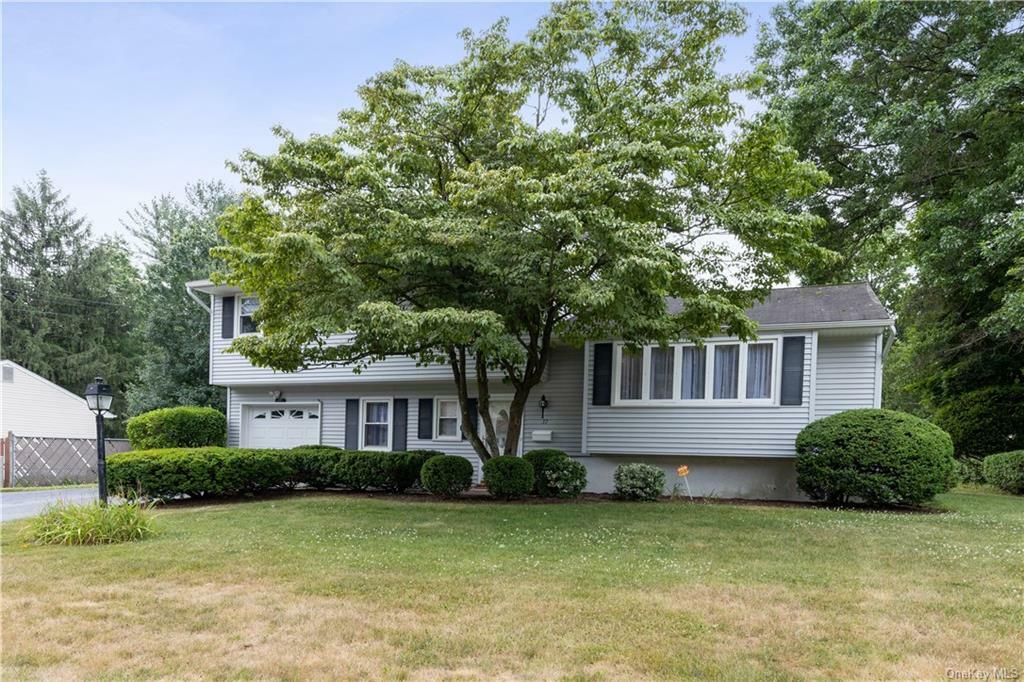 Property Photo:  37 Twin Elms Lane  NY 10956 