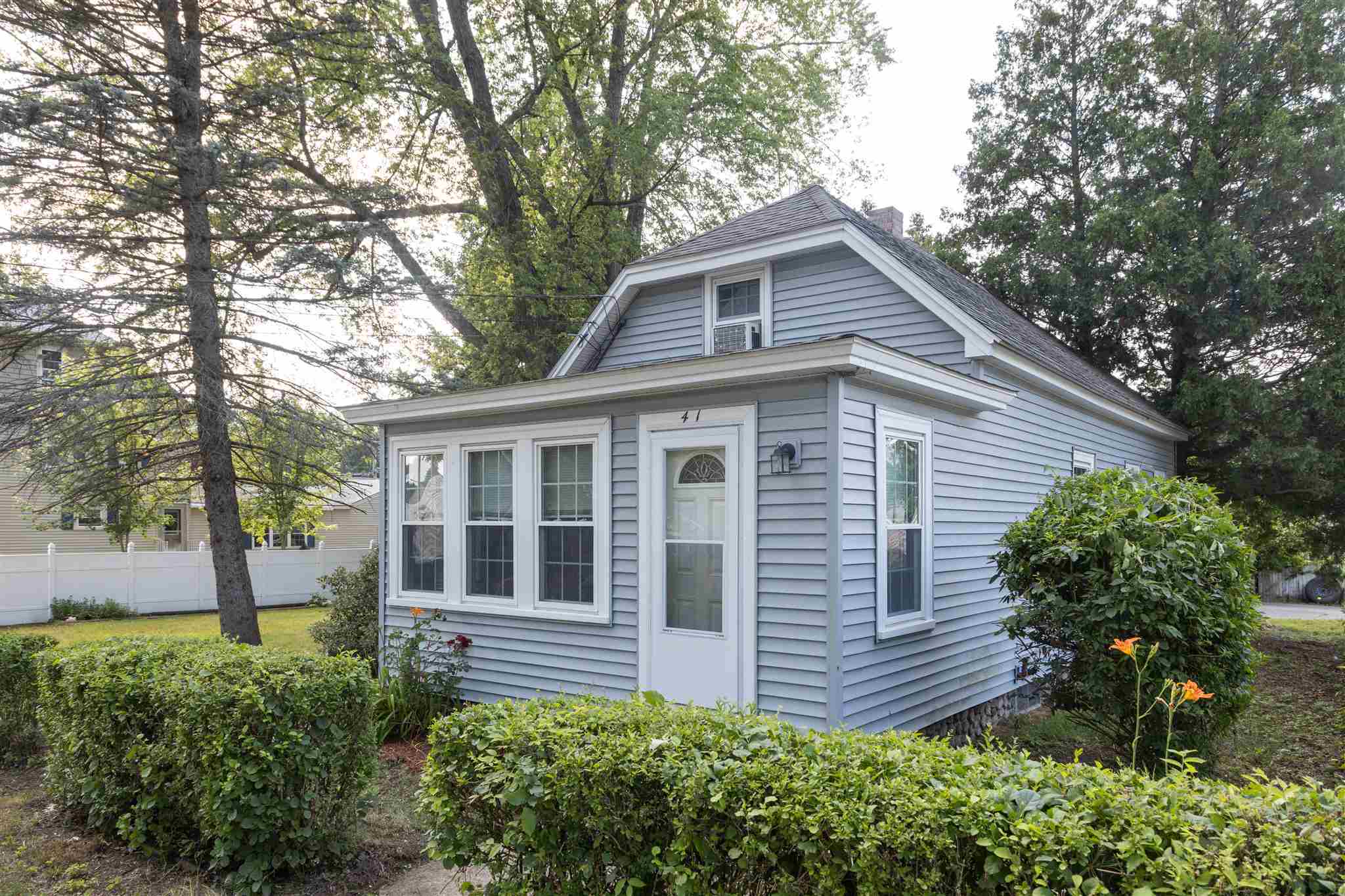 Property Photo: 41 Dixwell Street NH 03103
