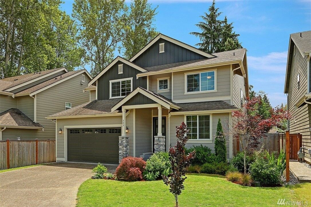 Property Photo:  383 S 163rd Street  WA 98148 