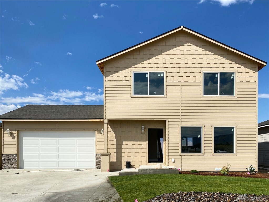Property Photo: 2243 S Mystical Lp WA 98802