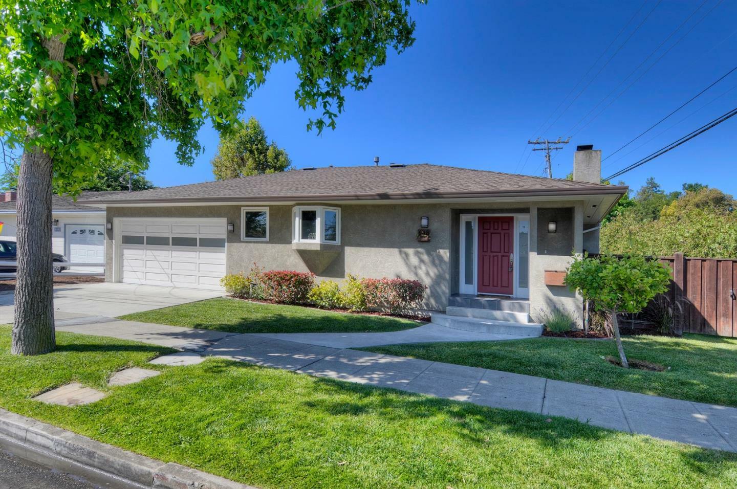 Property Photo:  608 Myrtle Street  CA 94061 