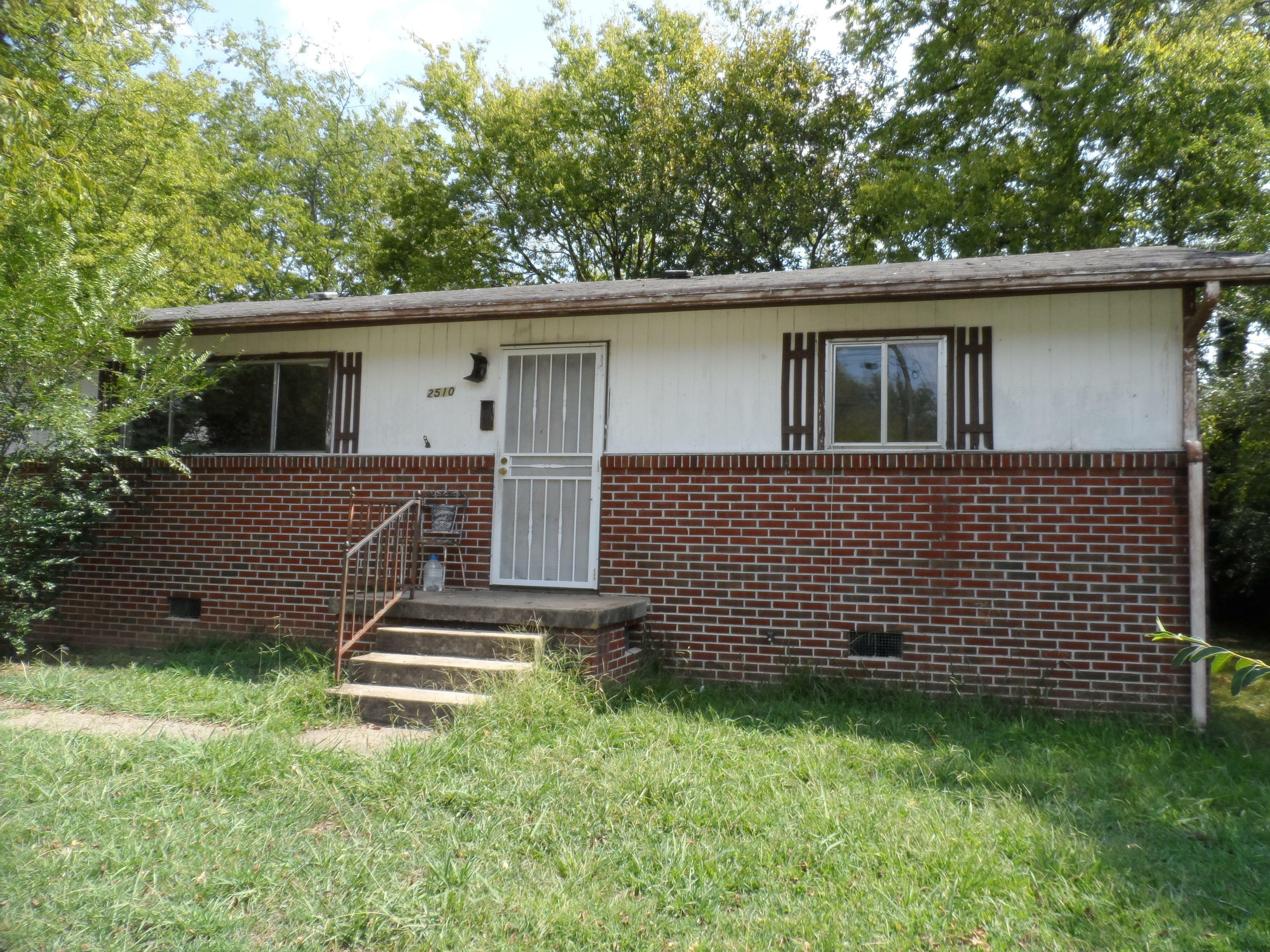 2510 Taylor St  Chattanooga TN 37406 photo