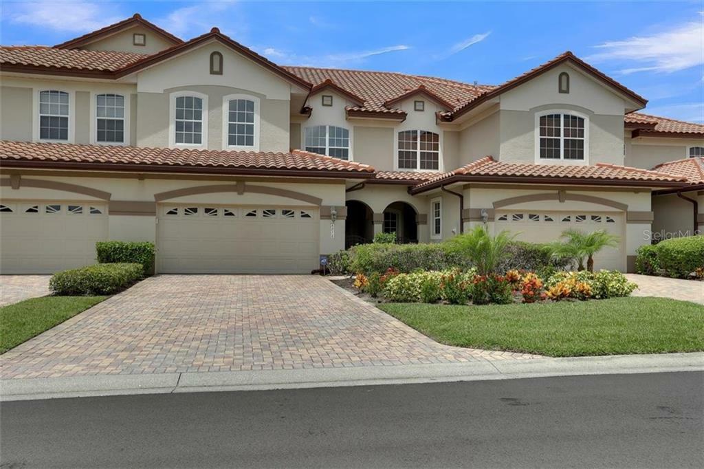 Property Photo:  8278 Miramar Way  FL 34202 