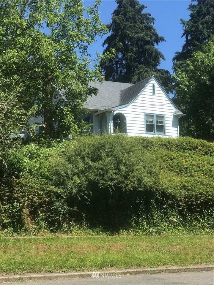 Property Photo: 281 NE Washington Avenue WA 98532