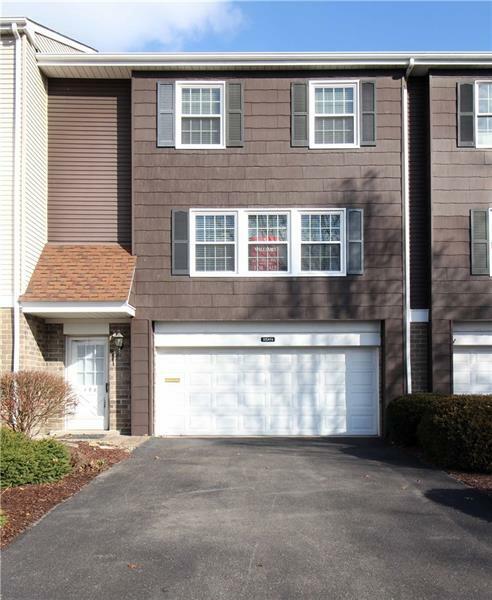 Property Photo: 198 Roscommon Pl PA 15317