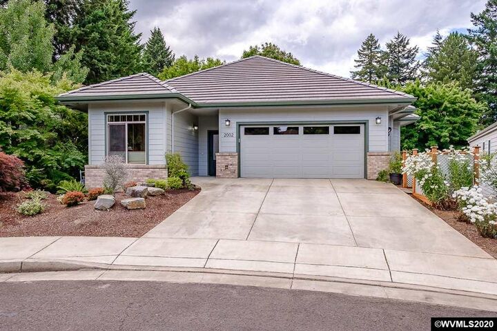 2002  Spicetree Ln SE  Salem OR 97306 photo