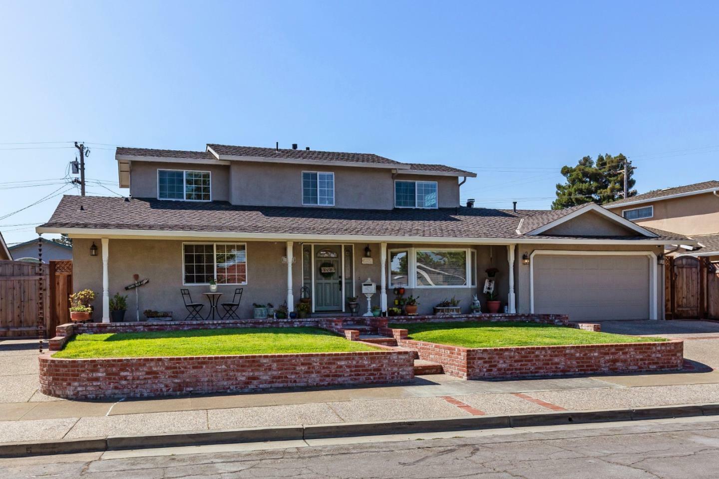 Property Photo:  10520 Davison Avenue  CA 95014 