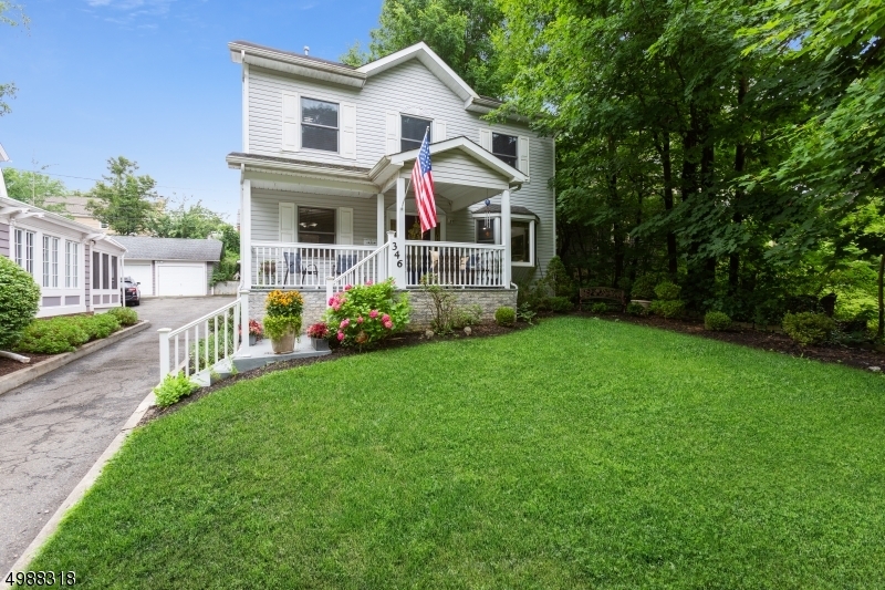 Property Photo:  346 Richmond Ave  NJ 07079 