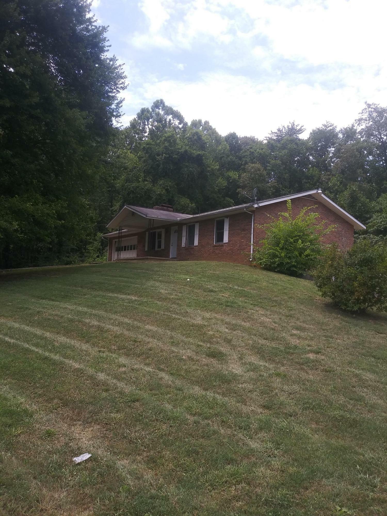 Property Photo:  482 Satterfield Rd  TN 37779 