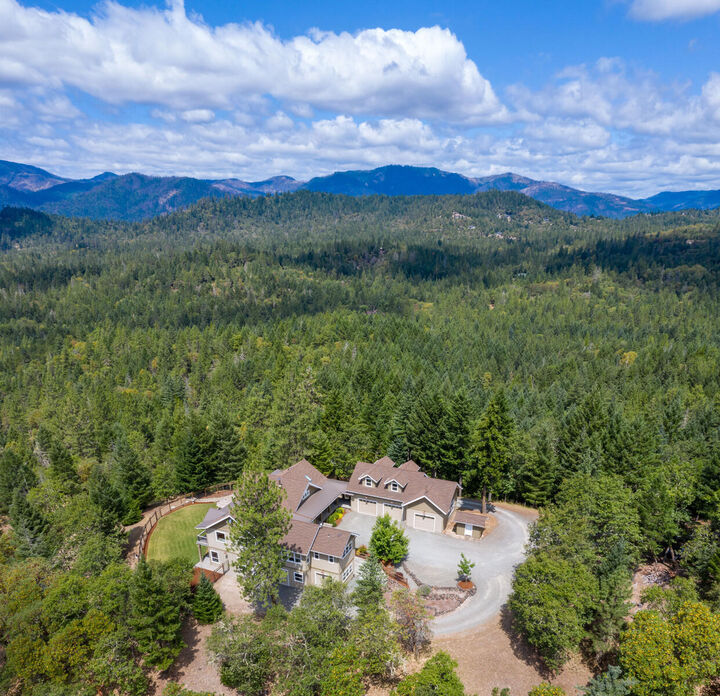 1882 Stewart Road  Grants Pass OR 97526 photo