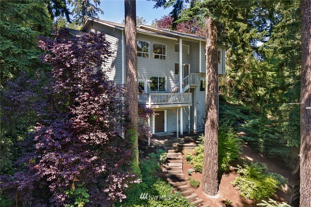 Property Photo: 8734 209th Place SW WA 98026