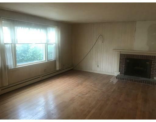 Property Photo: 61 Sherwood Terrace MA 01040