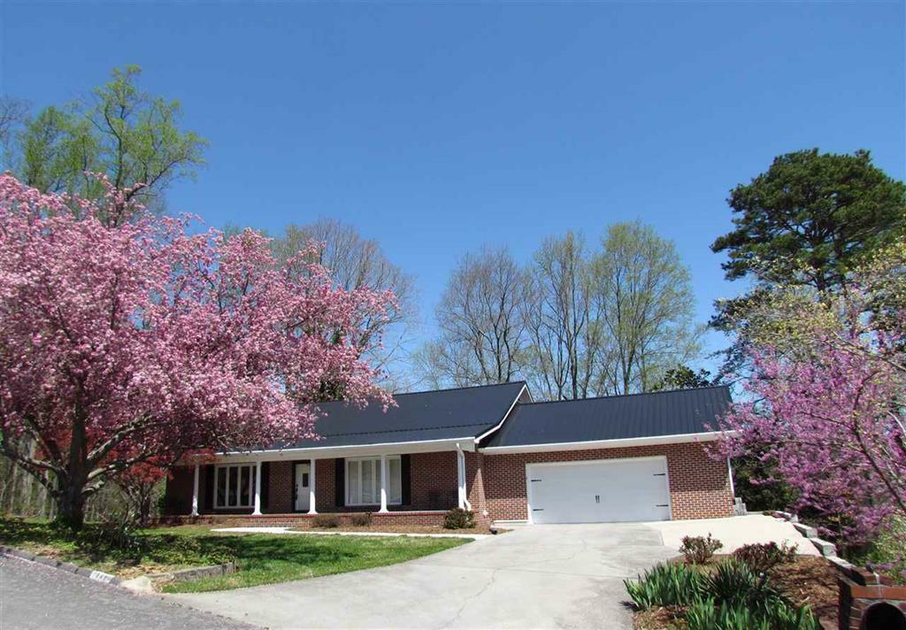 Property Photo: 849 NW Golf View Drive TN 37312