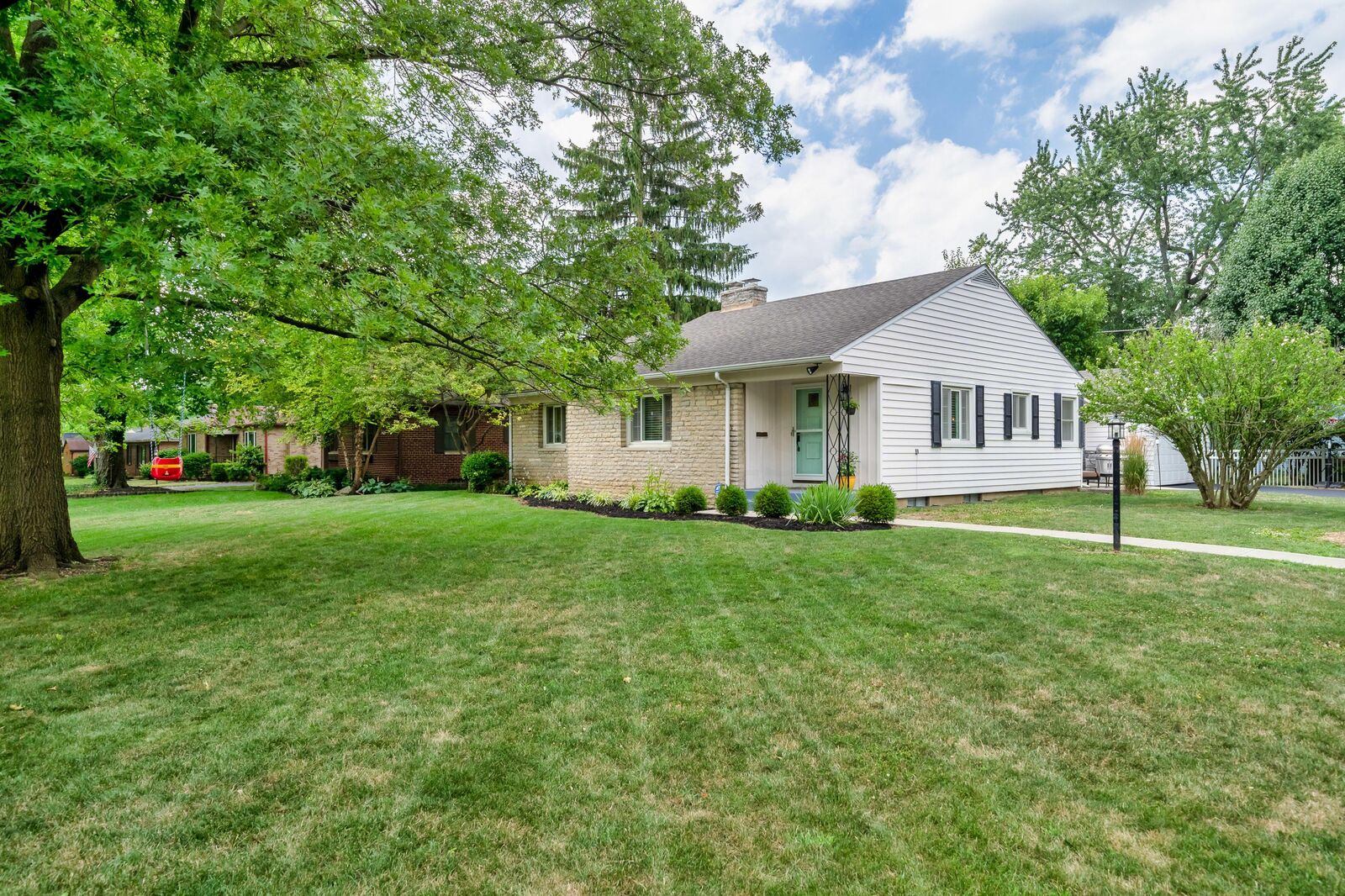 Property Photo:  482 Acton Road  OH 43214 