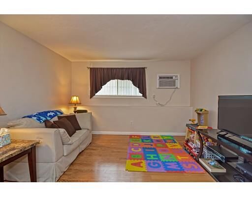 Property Photo:  19 Erick Road 3  MA 02048 
