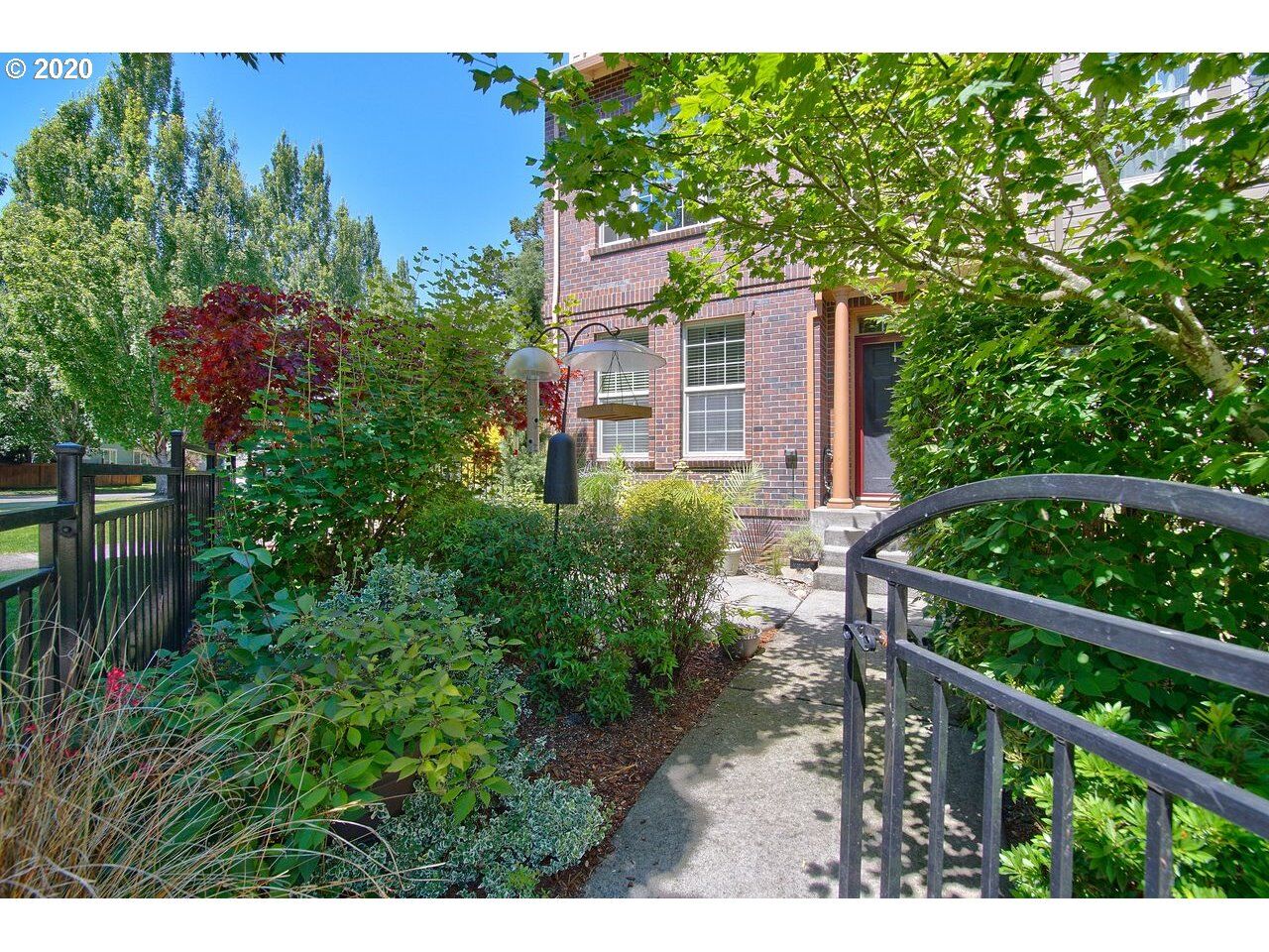 Property Photo: 6001 NE Birch St OR 97124