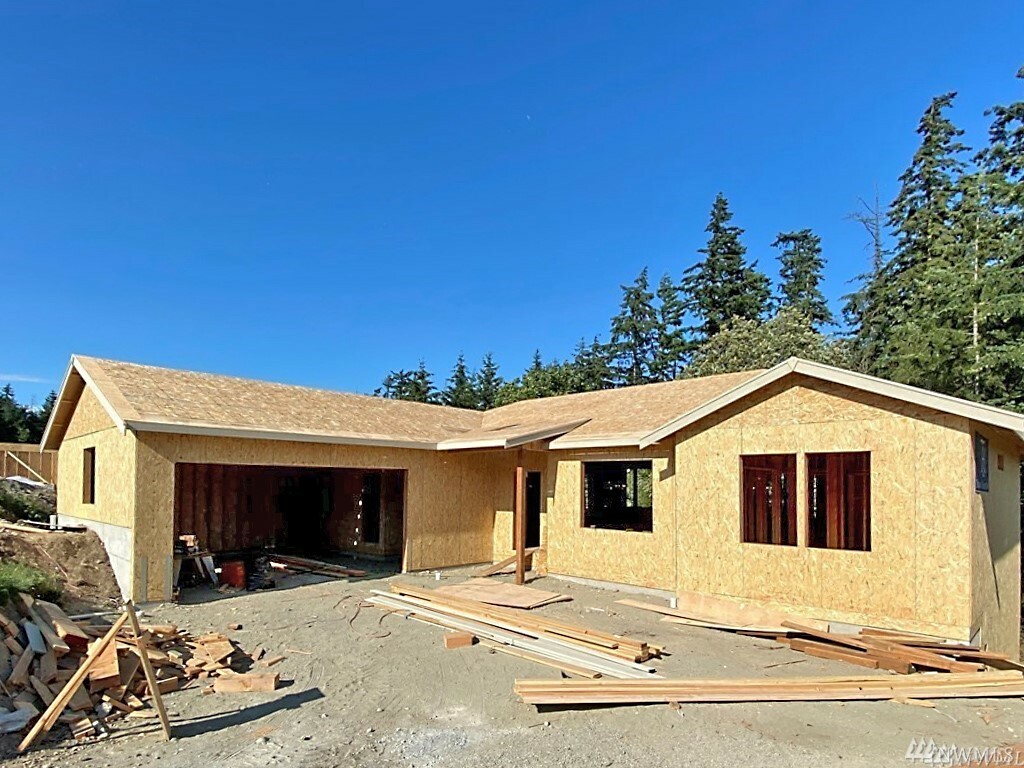 Property Photo: 1107 St Moritz Ct WA 98282