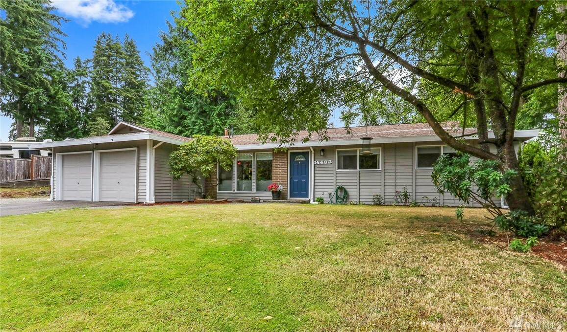 Property Photo:  14405 SE 142nd Place  WA 98059 