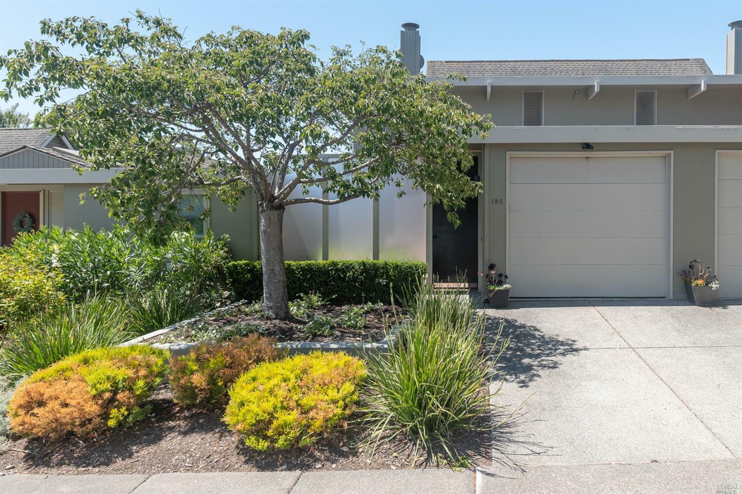 Property Photo:  185 Biscayne Drive  CA 94901 