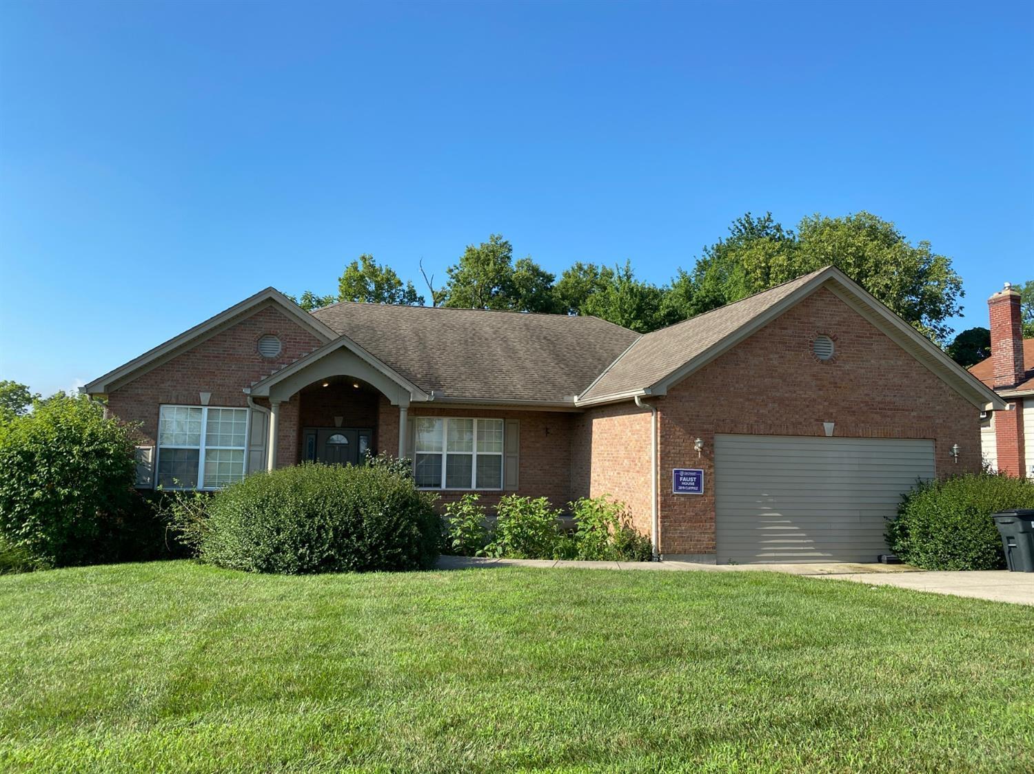 Property Photo: 2819 Claypole Ave * OH 45204