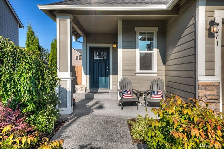 Property Photo: 9961 Dotson Street SE WA 98579