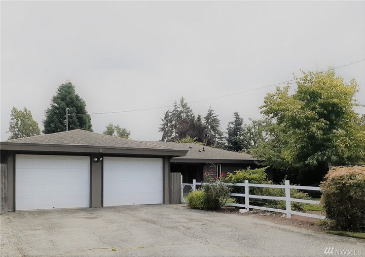 Property Photo: 7322 127th Ave SE WA 98056