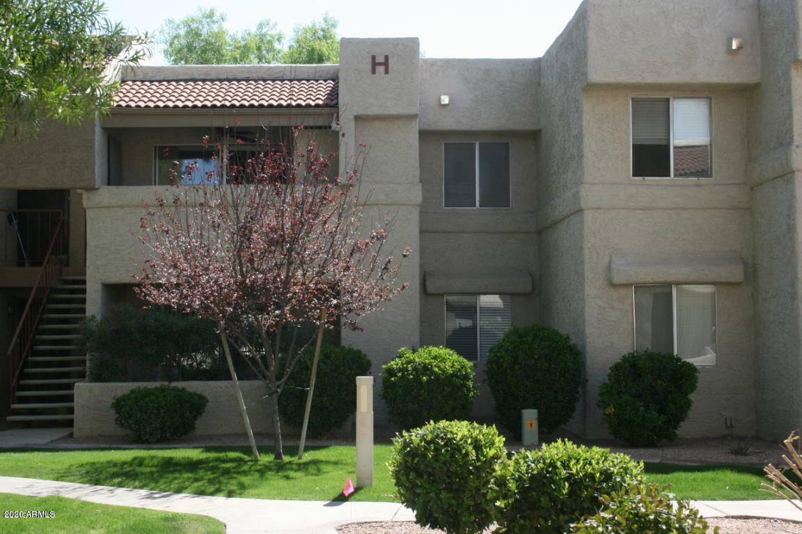 Property Photo: 4444 E Paradise Village Parkway 222 AZ 85032