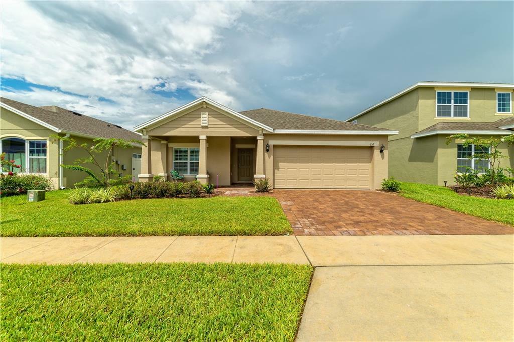 Property Photo: 157 Williamson Drive FL 33897