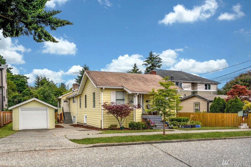 Property Photo: 9222 15th Ave SW A/B WA 98106