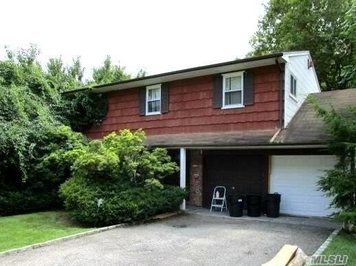 160 Harvard Drive  Plainview NY 11803 photo