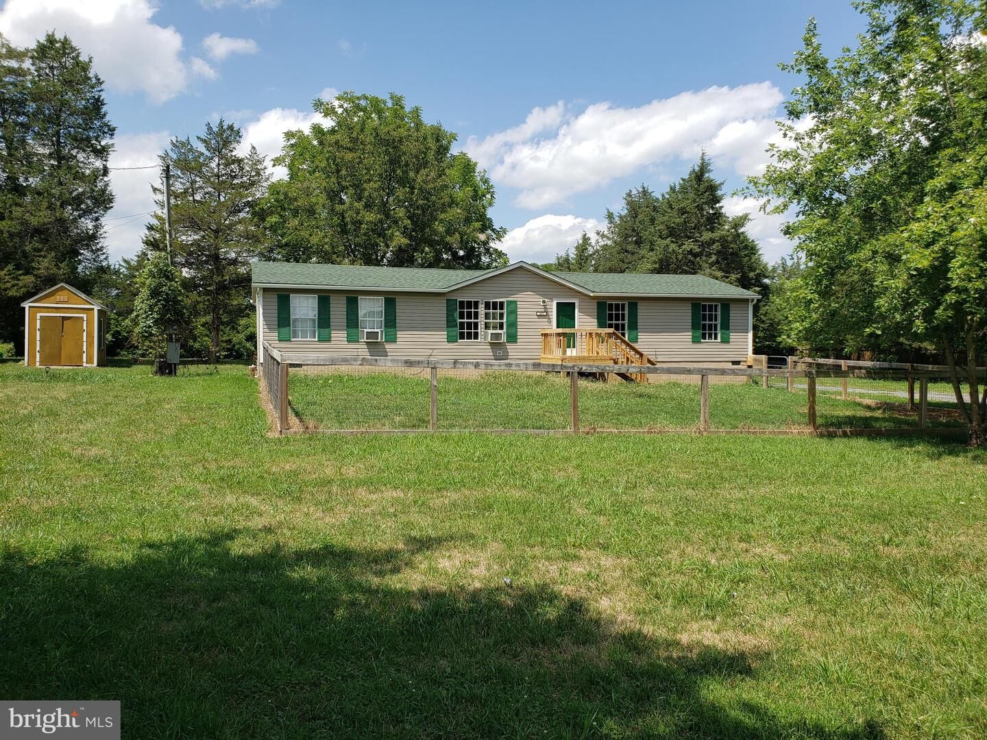 Property Photo: 491 Hillcrest Drive WV 25430