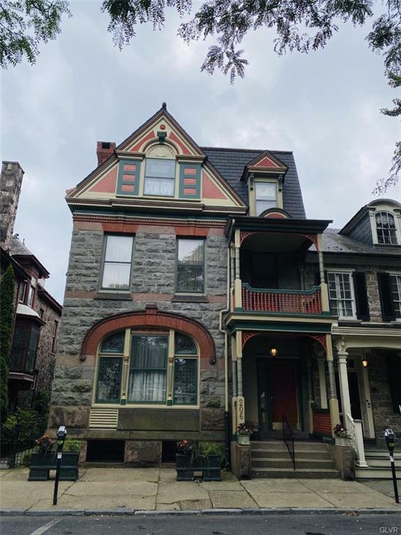 Property Photo:  206 Spring Garden Street  PA 18042 