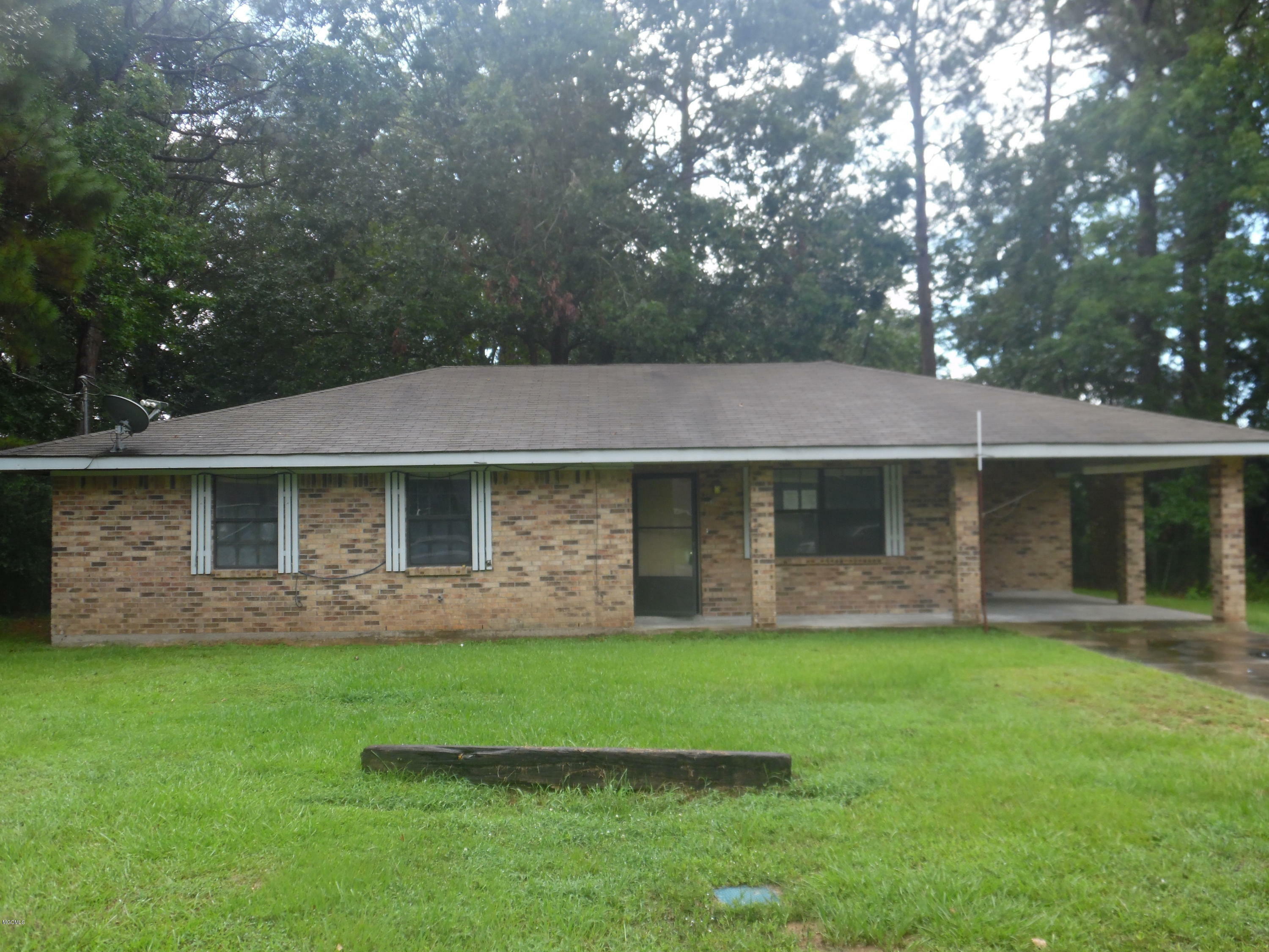 2811 Hickman Avenue  Picayune MS 39466 photo