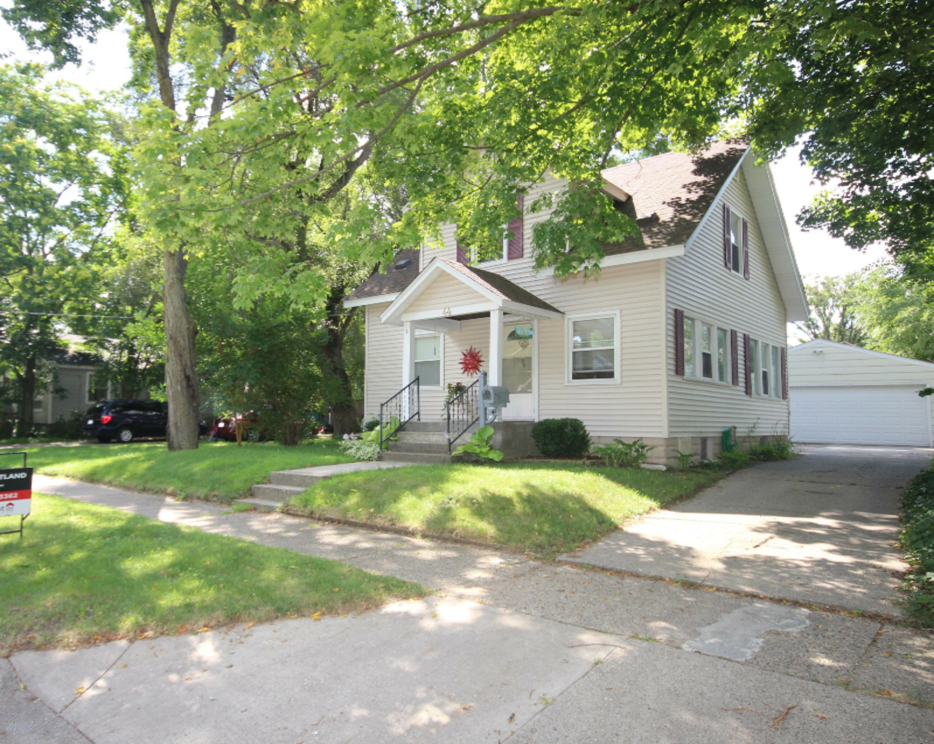 Property Photo:  44 Exchange Street SE  MI 49548 